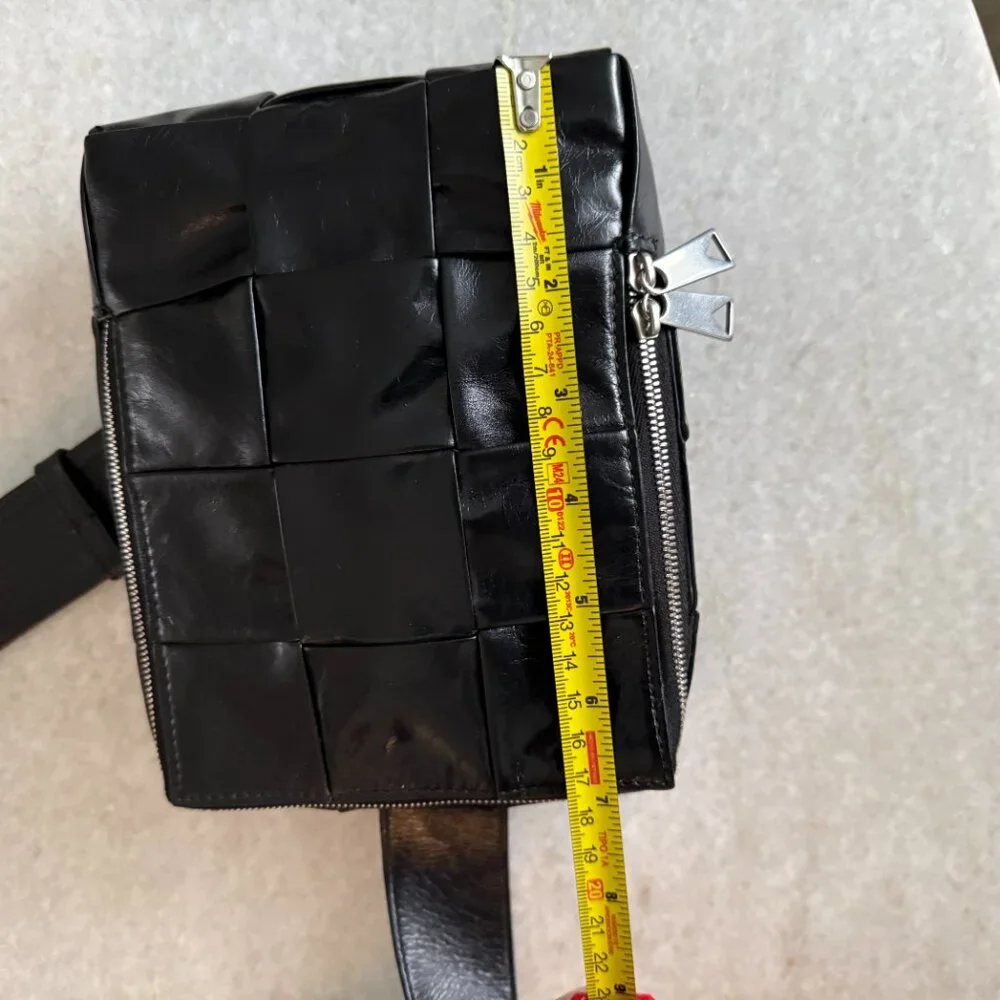 Bottega Veneta Cassette Crossbody Messenger Bag Black Intrecciato Leather NWT